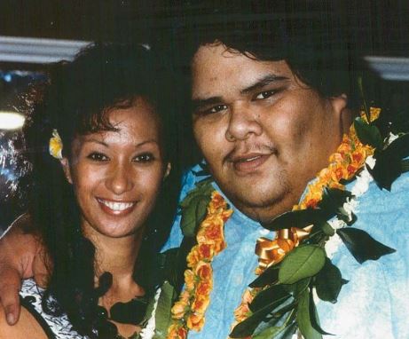 Marlene Kamakawiwoʻole with her husband Israel Kamakawiwoʻole